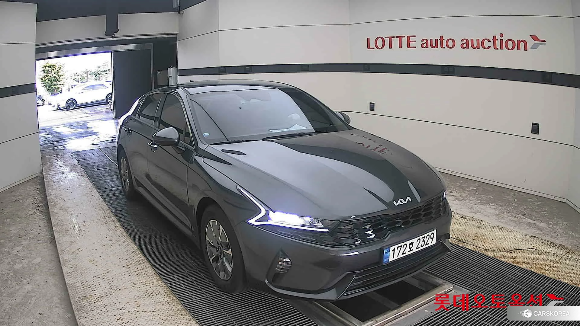 Kia K5 Hybrid 2023 Interstellagray из Кореи, фото 6