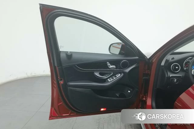 Mercedes-Benz C-class 2020 Красный из Китая, фото 6