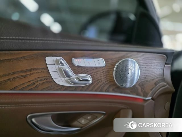 Mercedes-Benz E-Class W213 2018 Серый из Кореи, фото 6