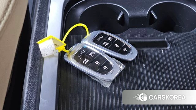 Hyundai Staria 2024 Серебряный из Кореи, фото 6