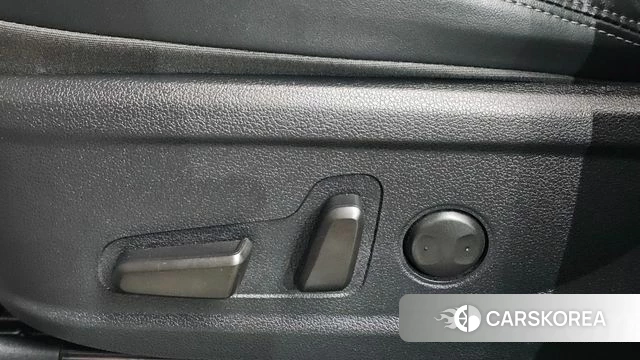 Hyundai Santa Fe TM 2019 Серебристо-серый из Кореи, фото 6