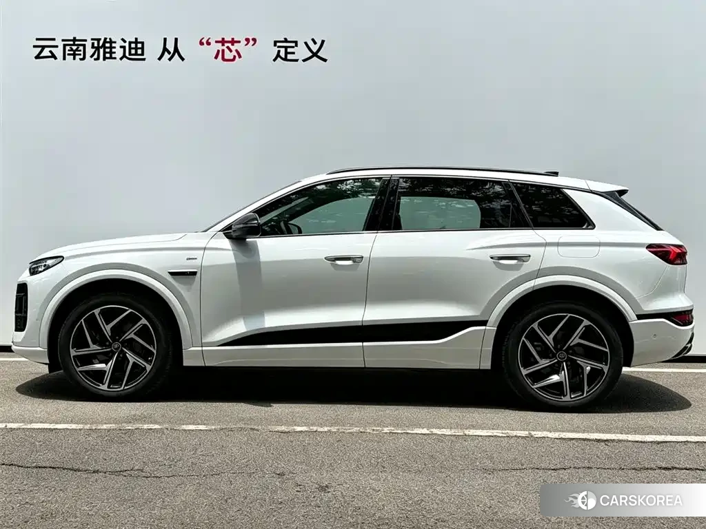 Audi Q6L 2025 Белый из Китая, фото 6