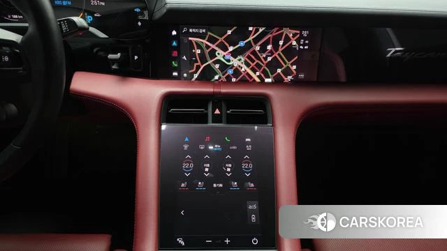 Porsche Taycan 2023 Белый из Кореи, фото 6