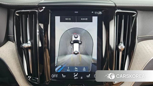 Volvo XC60 second Generation 2019 Белый из Кореи, фото 6