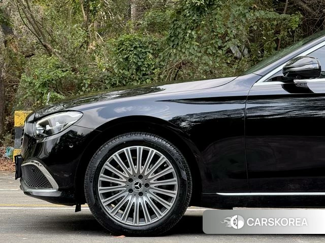Mercedes-Benz E-Class 2023 Черный из Китая, фото 6