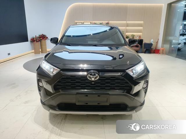 Toyota RAV4 2021 Черный из Китая, фото 6