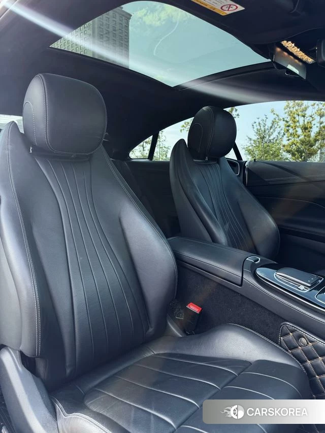 Mercedes-Benz E-Class 2021 Белый из Китая, фото 6