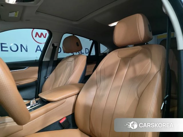 BMW X6 (F16) 2018 Белый из Кореи, фото 6