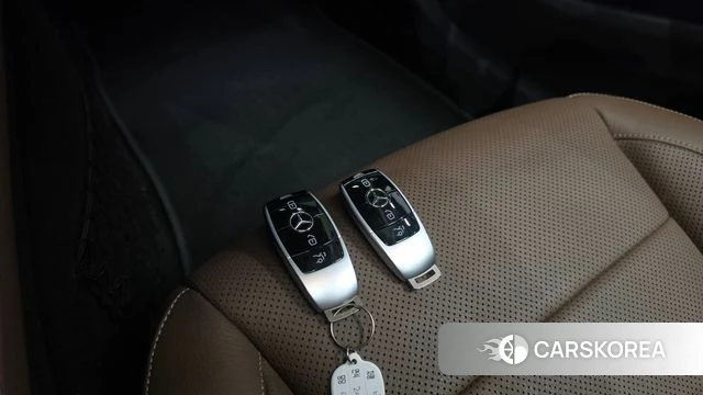 Mercedes-Benz E-Class W213 2019 Белый из Кореи, фото 6