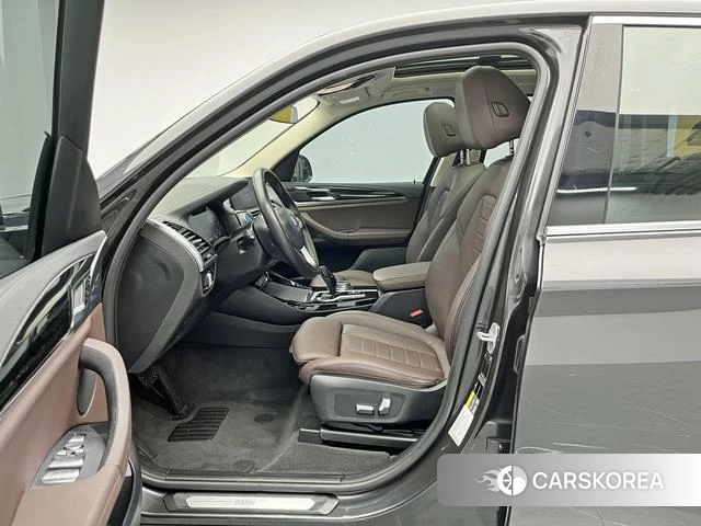 BMW iX3 2021 Темно-серый из Китая, фото 6