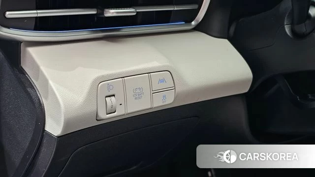Hyundai Avante Hybrid (CN7) 2021 Серебристо-серый из Кореи, фото 6