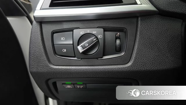 BMW 3 Series (F30) 2018 Белый из Кореи, фото 6