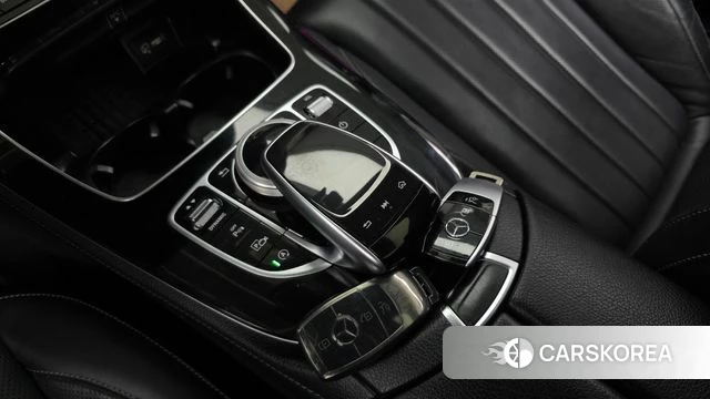 Mercedes-Benz E-Class W213 2019 Белый из Кореи, фото 6