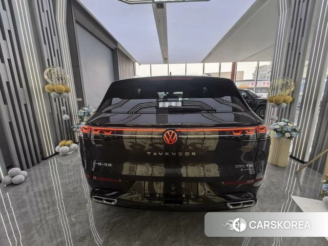 Volkswagen Tavendor 2023 Темно-серый из Китая, фото 6