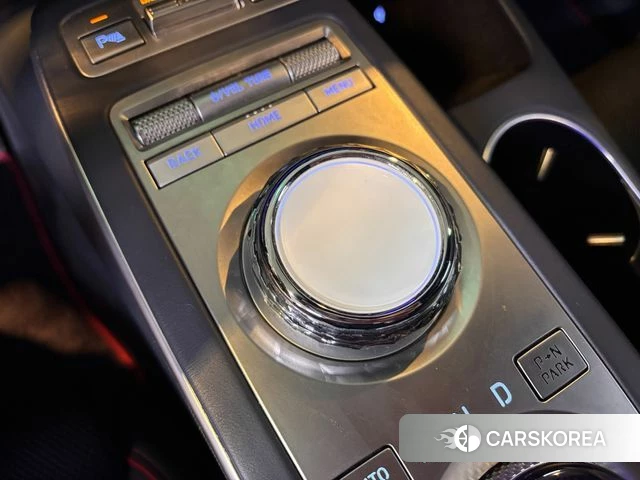 Genesis GV70 2021 Черный из Кореи, фото 6