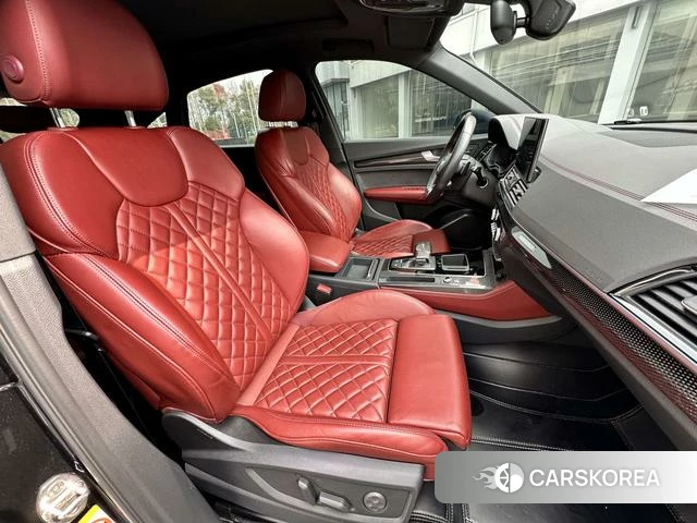 Audi Q5L 2022 Черный из Китая, фото 6