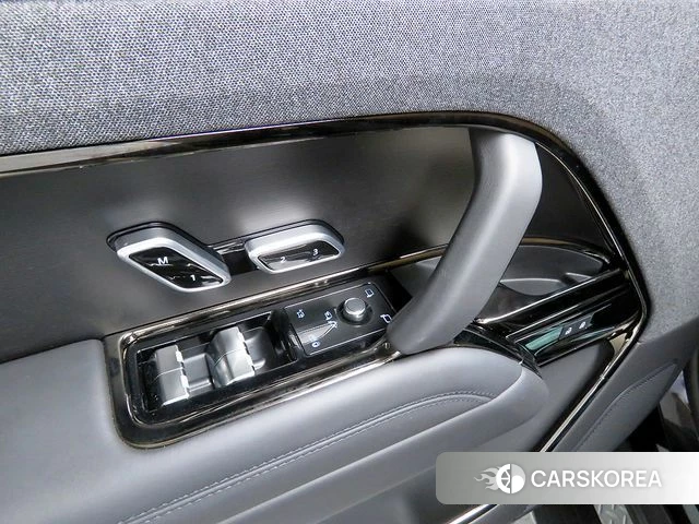Land Rover Range Rover Sport 3rd Generation 2026 Черный из Кореи, фото 6