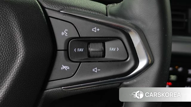 Chevrolet (GM Daewoo) Trax Crossover 2023 Серебряный из Кореи, фото 6
