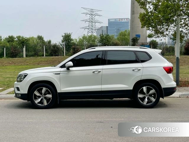 Volkswagen Tharu 2021 Белый из Китая, фото 6