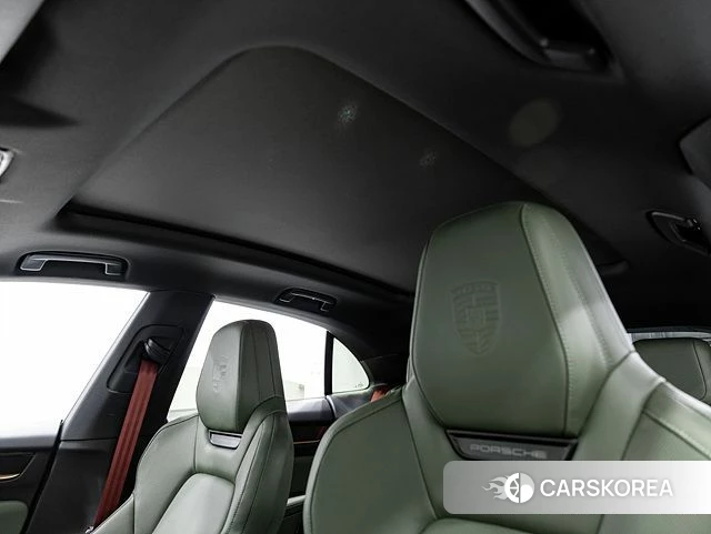 Porsche Makan EV 2025 Черный из Кореи, фото 6