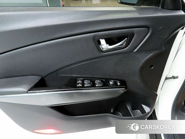 Ssangyong Berry New Tivoli 2022 Белый из Кореи, фото 6