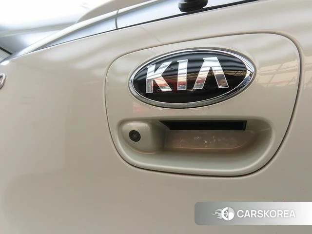 Kia Morning Urban (JA) 2020 Жемчужный цвет из Кореи, фото 6