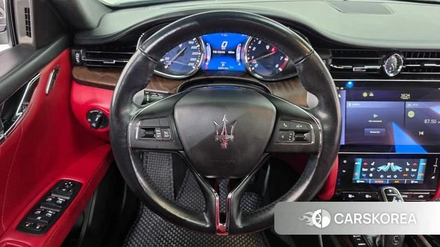Maserati Quattroporte 2020 Черный из Кореи, фото 6