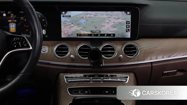 Mercedes-Benz E-Class W213 2021 Белый из Кореи, фото 6