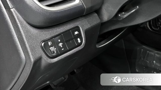 Kia Seltos 2022 Белый из Кореи, фото 6
