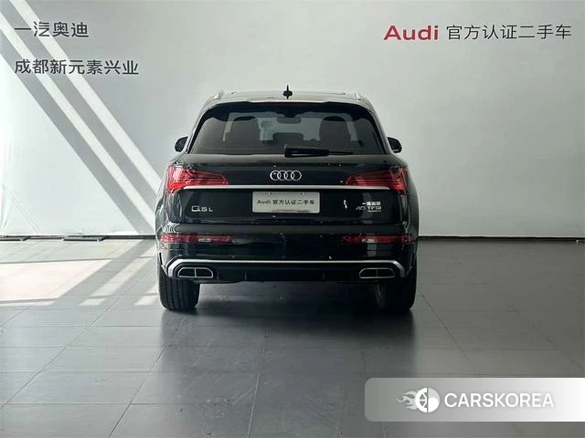 Audi Q5L 2023 Черный из Китая, фото 6