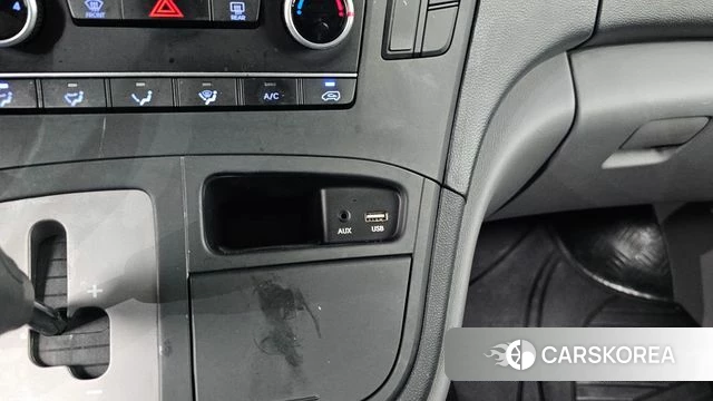 Hyundai The New Grand Starex 2019 Белый из Кореи, фото 6