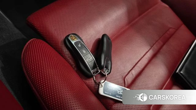 Porsche Panamera (971) 2018 Черный из Кореи, фото 6