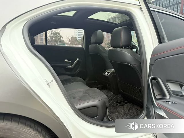 Mercedes-Benz A-Class 2023 Темно-серый из Китая, фото 6