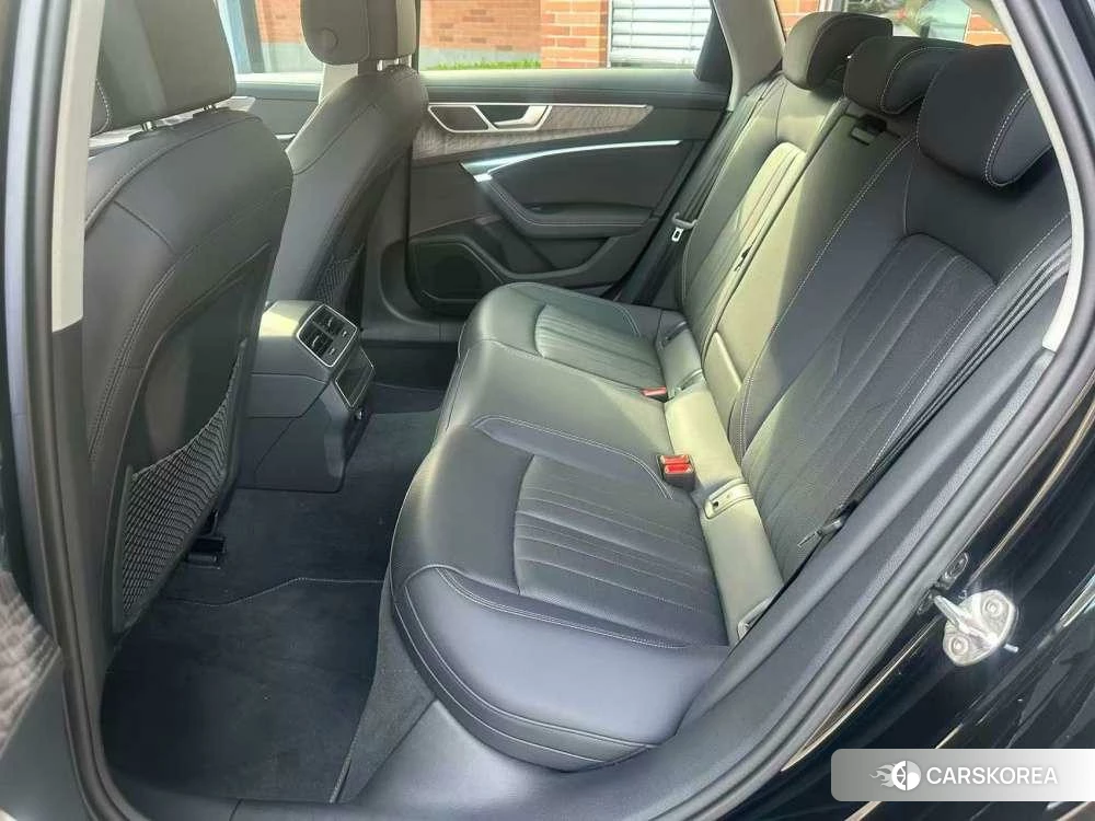 Audi A6 2023 Черный из Китая, фото 6