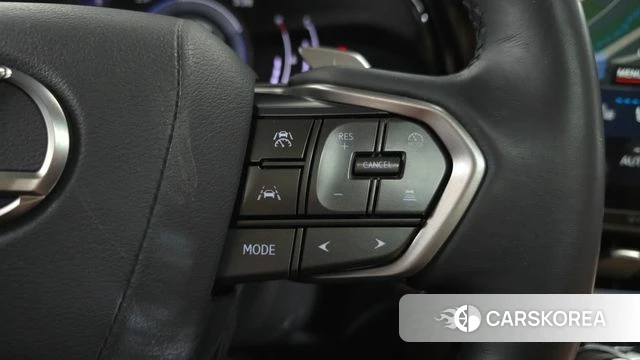 Lexus NX350h Second generation 2023 Серебристо-серый из Кореи, фото 6