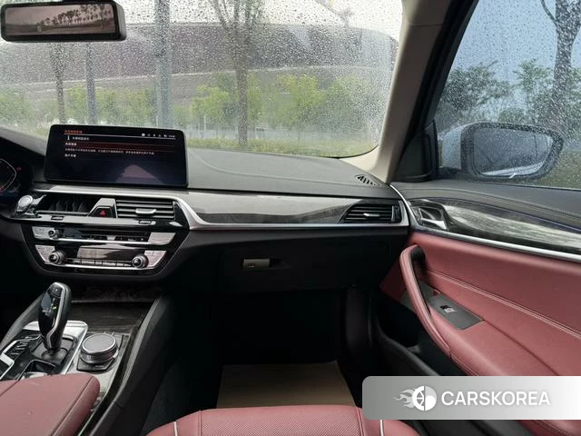 BMW 5 series 2021 Белый из Китая, фото 6