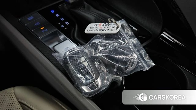 Hyundai Avante (CN7) 2022 Серебристо-серый из Кореи, фото 6