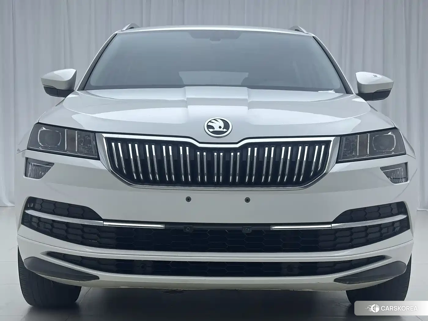Skoda Karoq 2022 Белый из Китая, фото 6