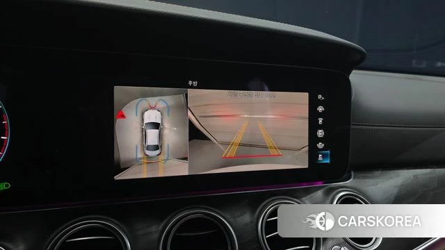 Mercedes-Benz E-Class W213 2023 Белый из Кореи, фото 6