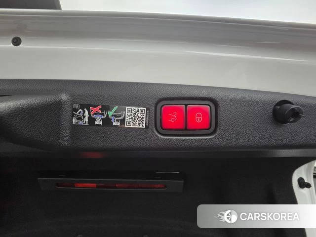 Mercedes-Benz E-Class W214 2026 Белый из Кореи, фото 6