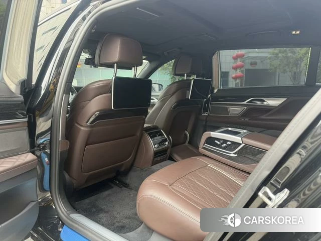 BMW 7 series 2020 Черный из Китая, фото 6