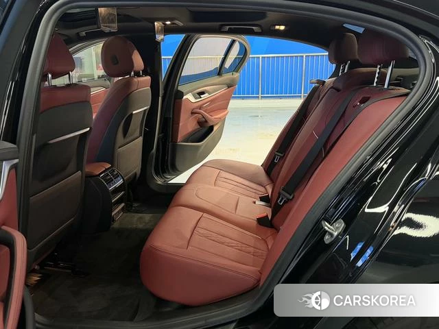 BMW 5 series PHEV 2021 Черный из Китая, фото 6