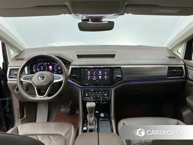 Volkswagen Viloran 2021 Красный из Китая, фото 6