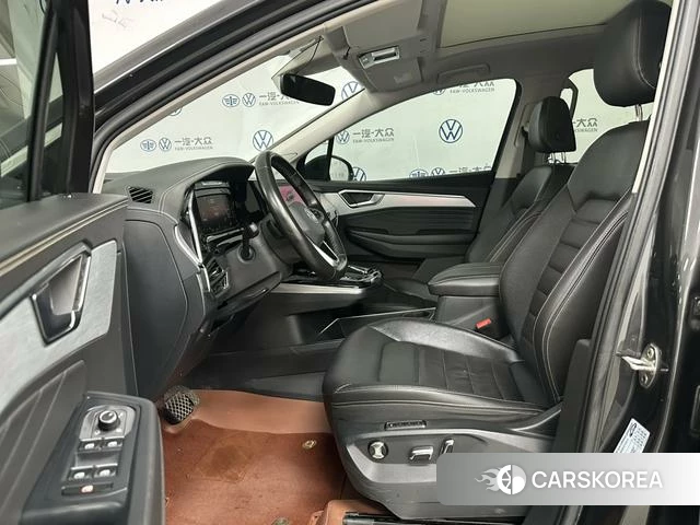 Volkswagen Talagon 2022 Темно-серый из Китая, фото 6