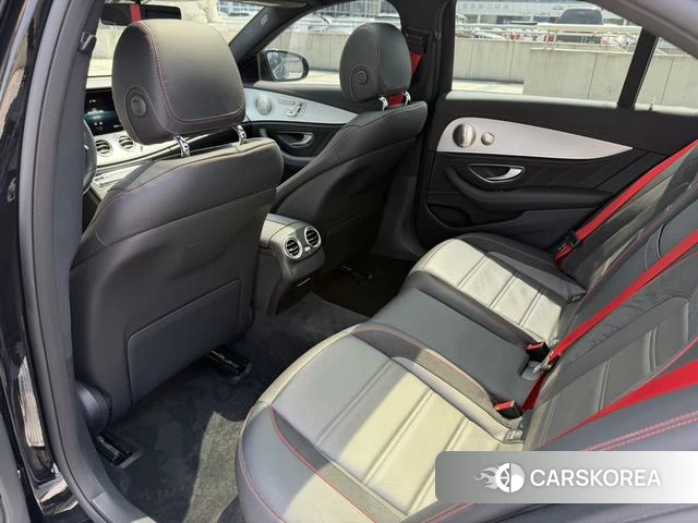 Mercedes-Benz AMG E-Class 2023 Черный из Китая, фото 6