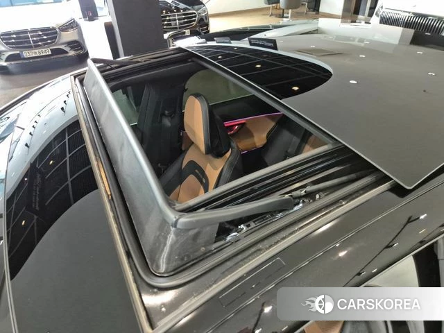 Mercedes-Benz E-Class W214 2026 Черный из Кореи, фото 6