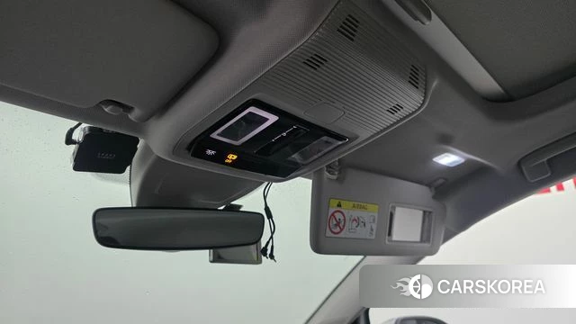 Volkswagen Golf 8th Generation 2024 Серебряный из Кореи, фото 6