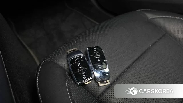 Mercedes-Benz E-Class W213 2022 Белый из Кореи, фото 6
