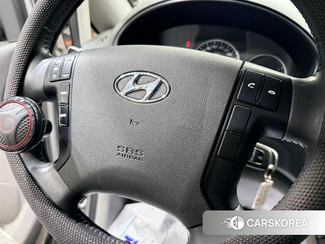 Hyundai The New Grand Starex 2018 Серебристо-серый из Кореи, фото 6