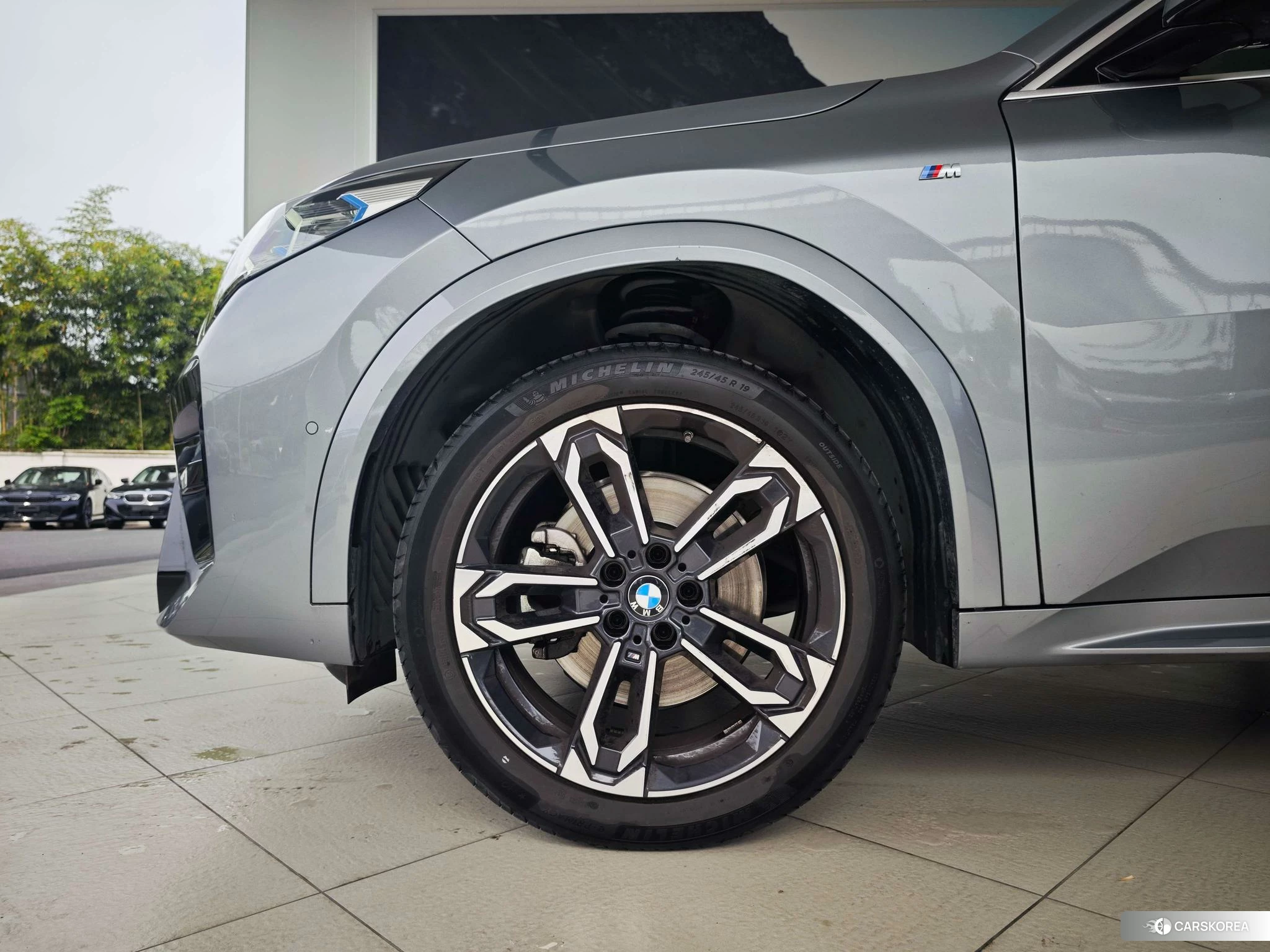 BMW X2 2024 Серебристо-серый из Китая, фото 6